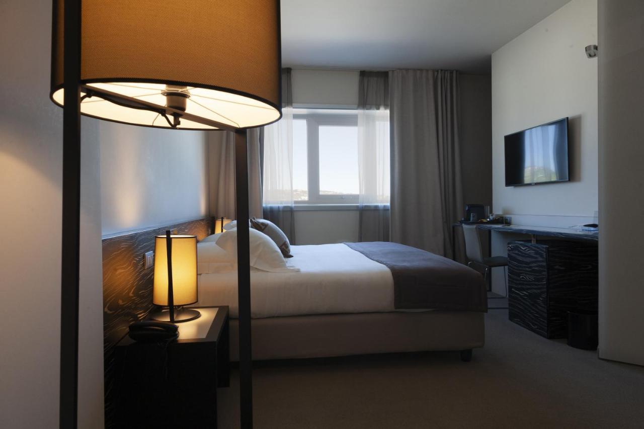 G Hotel Ancona Озимо Экстерьер фото
