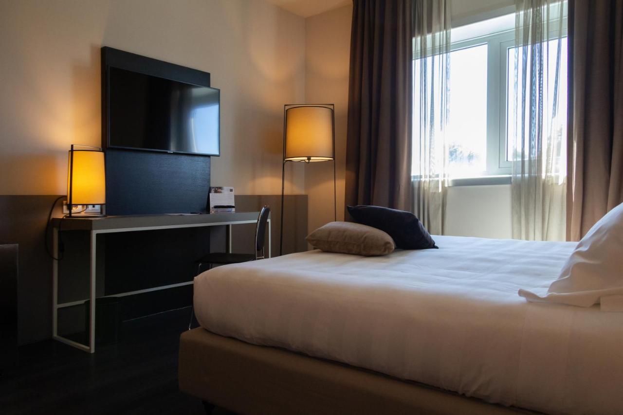 G Hotel Ancona Озимо Экстерьер фото