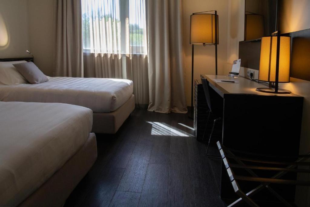 G Hotel Ancona Озимо Экстерьер фото
